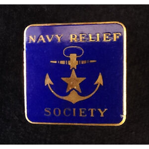 WWII USN US Navy Relief Society Bastian Brothers Maker Membership Pin Brooch